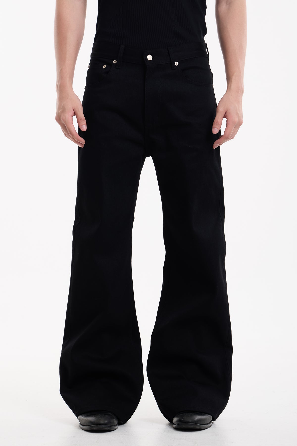 TWINGOD Raw Selvedge Bootcut Denim - Superblack